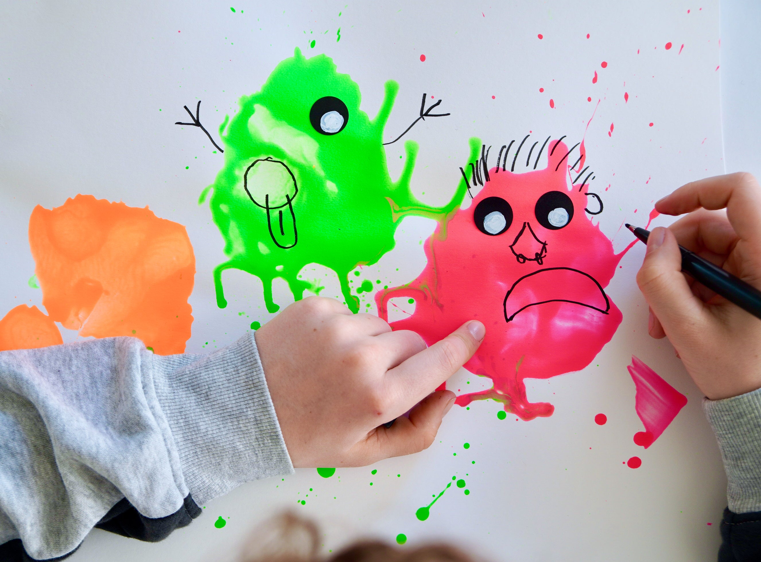 KILUDO Basteln mit Kindern Farbtropfen malen